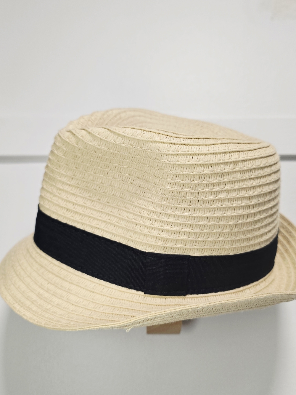 GAP Baby Straw Fedora Hat in Natural with Black Band.